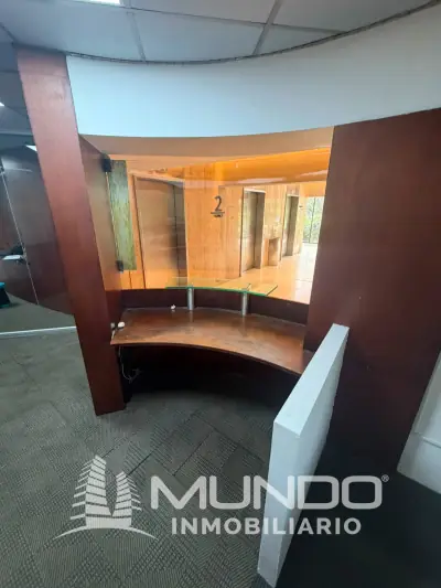 Local Comercial de 166,24m² en Alquiler en Zona 10, Ciudad de Guatemala