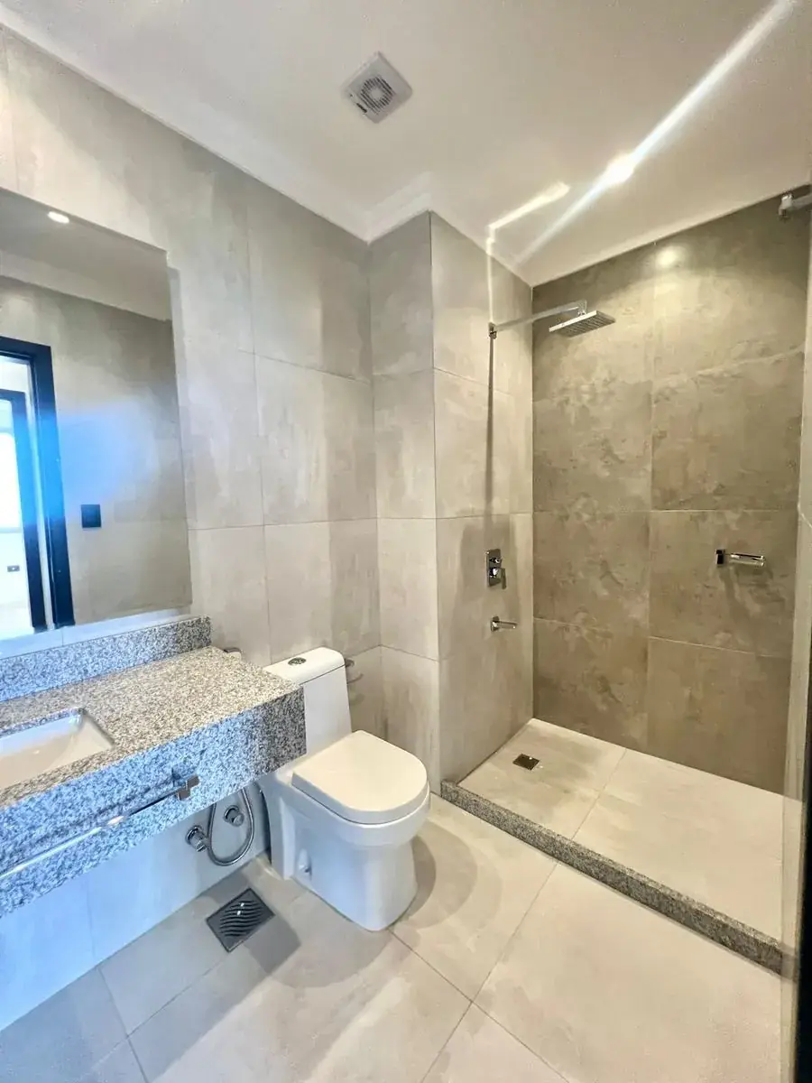 2-Bedroom Apartment for Sale in Carmelitas, Asunción - Image 7