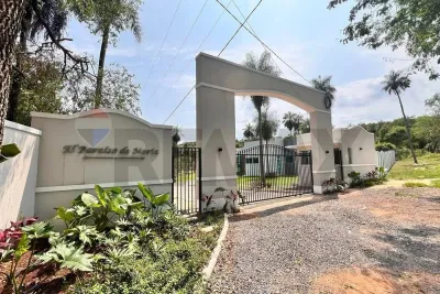 Terreno de 957.73m² en Venta en Ypacaraí