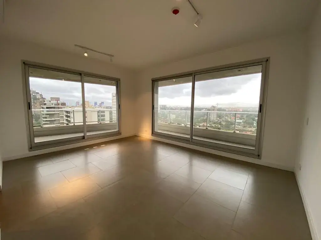 4-Bedroom Apartment for Sale in Mburucuyá, Asunción - Image 4