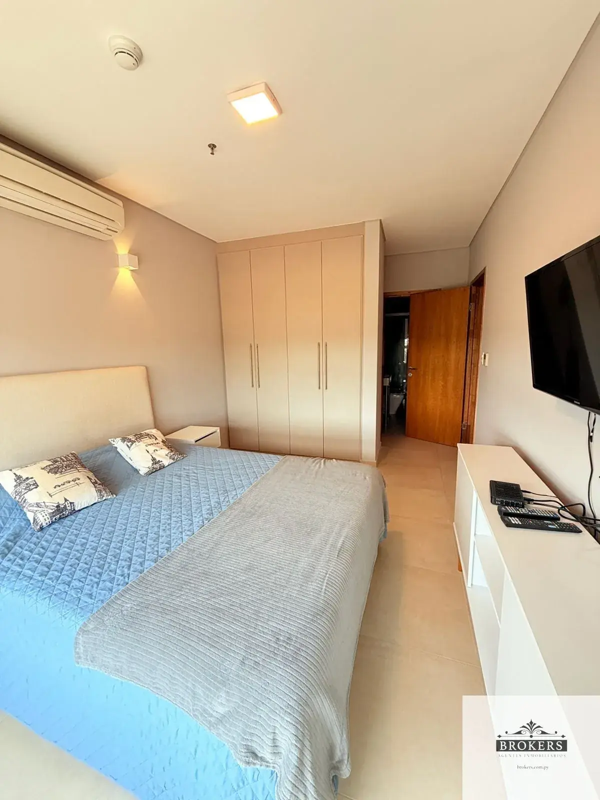 2-Bedroom Apartment for Rent in Ycuá Satí, Asunción - Image 10