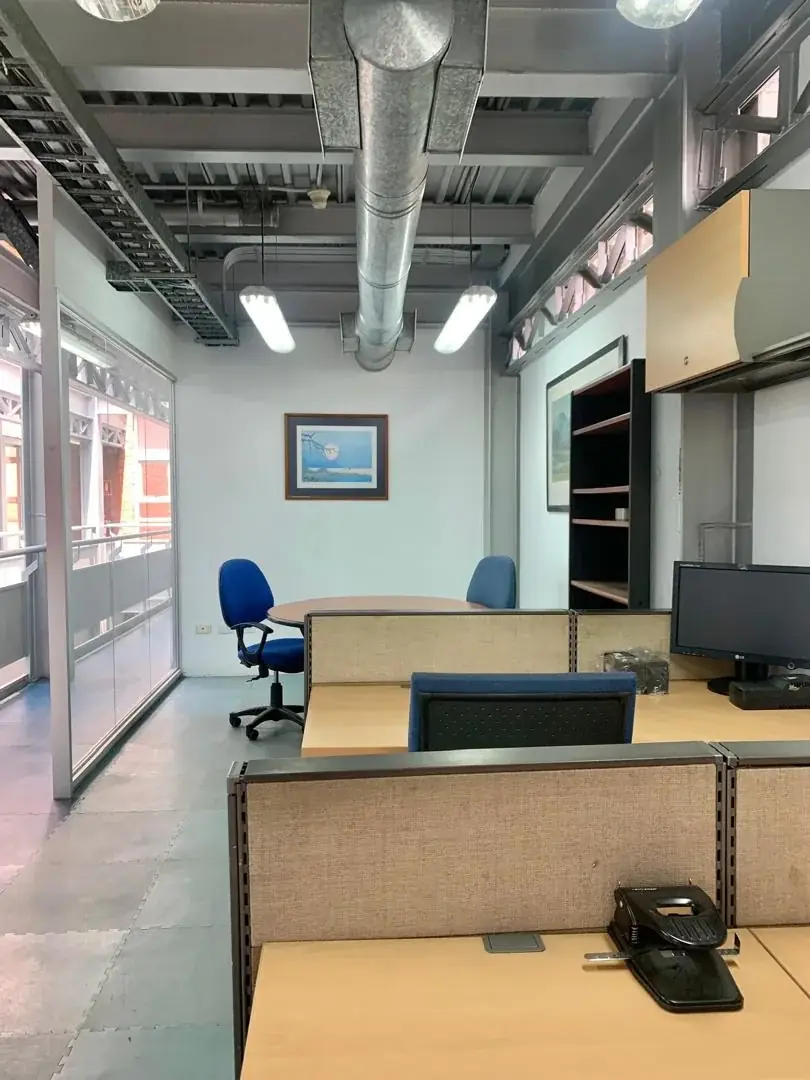 Edificio en venta, Urbanización Saban Grande. - Image 8