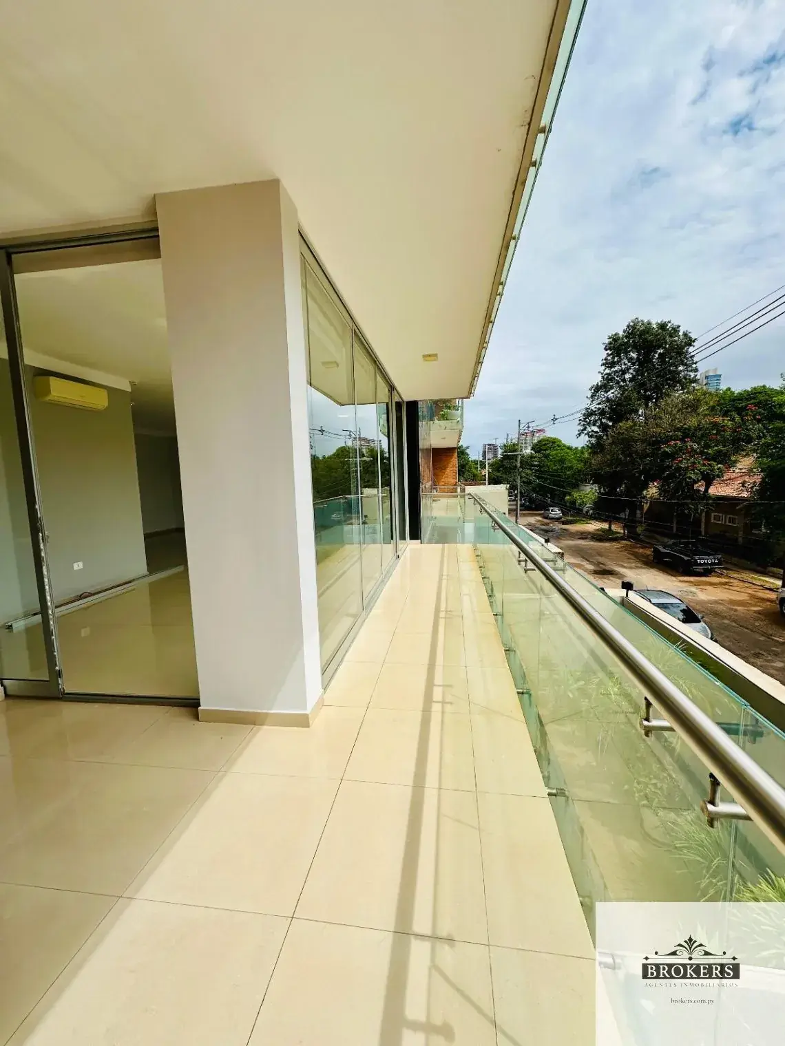 Departamento de 3 dormitorios en Venta en Mburucuyá, Asunción - Image 5