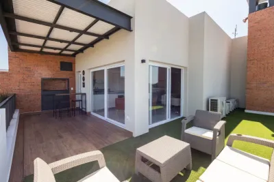 Departamento de 3 dormitorios en Venta en Loma Pyta