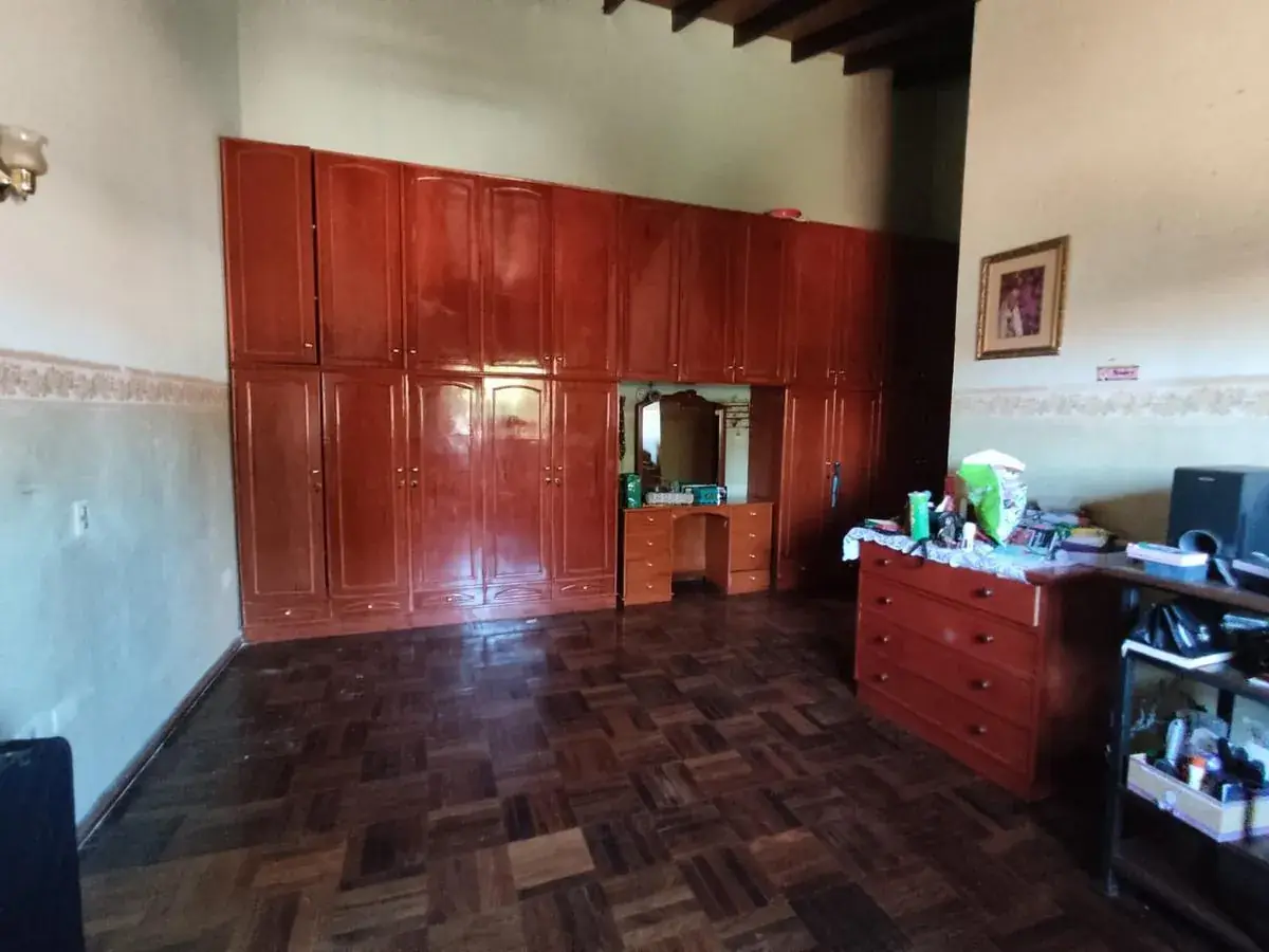 Casa de 5 dormitorios en Venta en Mburucuyá, Asunción - Image 12