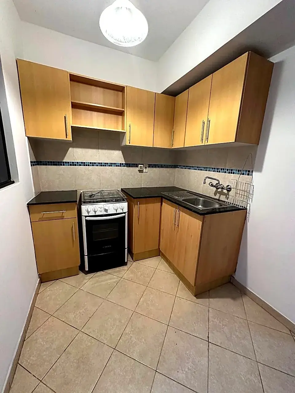 4-Bedroom House for Sale in Bernardino Caballero, Asunción - Image 10