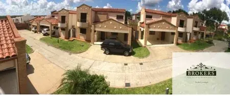 Casa de 3 dormitorios en Venta en Cuarto Barrio, Luque - Image 4