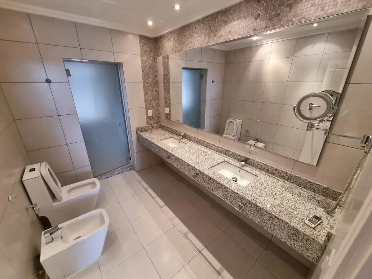 4-Bedroom Apartment for Sale in Carmelitas, Asunción - Image 10