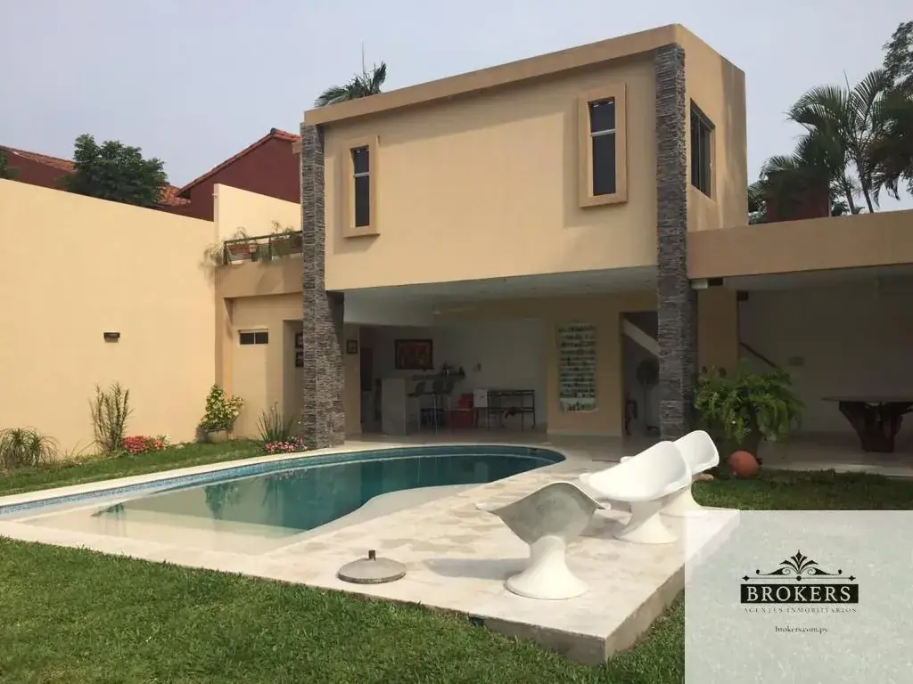 Casa de 5 dormitorios en Venta en Mburicaó, Lambaré - Image 3