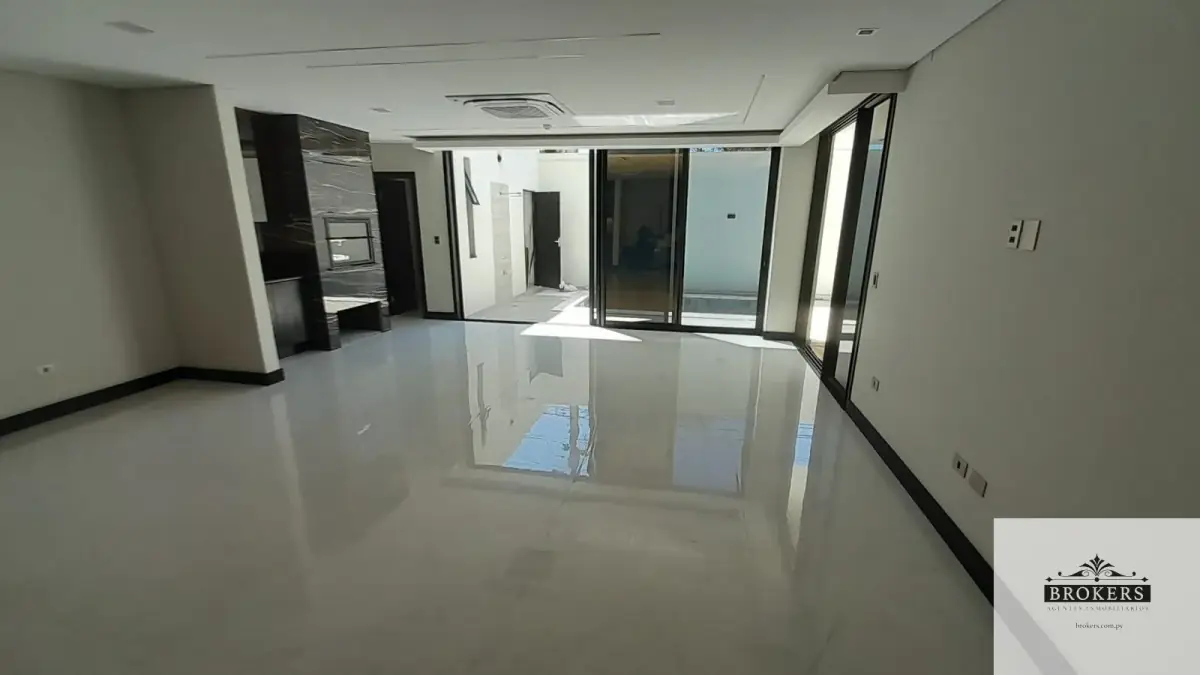 Casa de 3 dormitórios para Aluguel em Madame Lynch, Assunção - Image 5