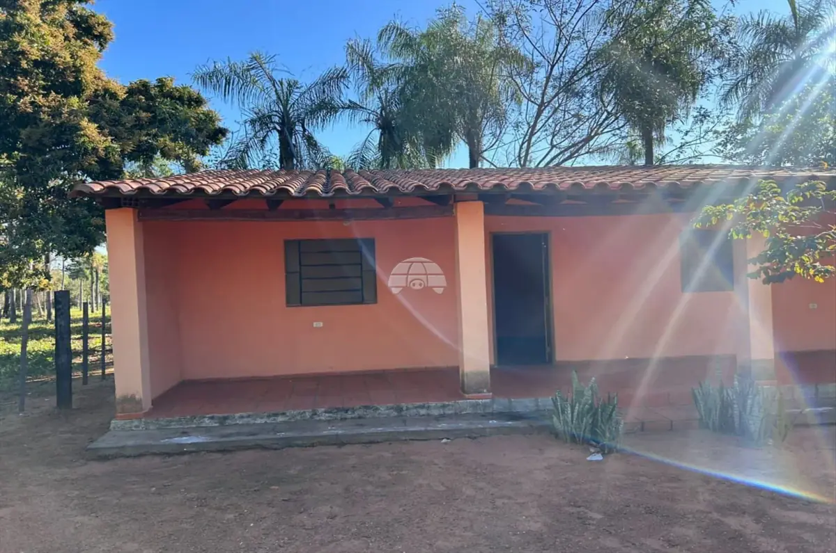 Casa de 1 dormitorio en Venta en Luque - Image 3