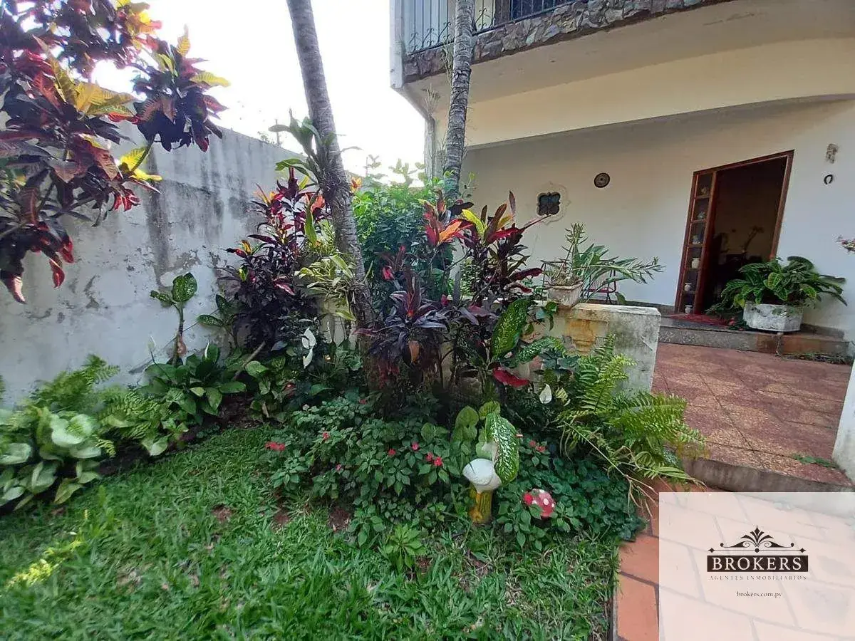 Casa de 4 quartos à venda em Cuarto Barrio, Luque - Image 5