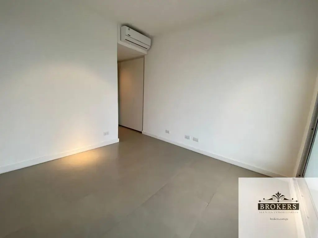 Departamento de 4 dormitorios en Venta en Mburucuyá, Asunción - Image 15