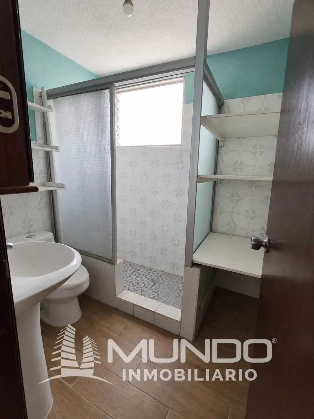 Casa de 4 dormitorios, 350m², en Venta en Zona 17, Ciudad de Guatemala - Image 7