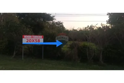 1,060m² Land for Sale in Piribebuy