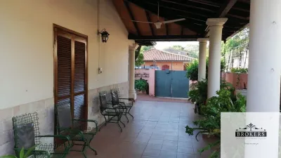 2-Bedroom House for Sale in Obrero, Lambaré