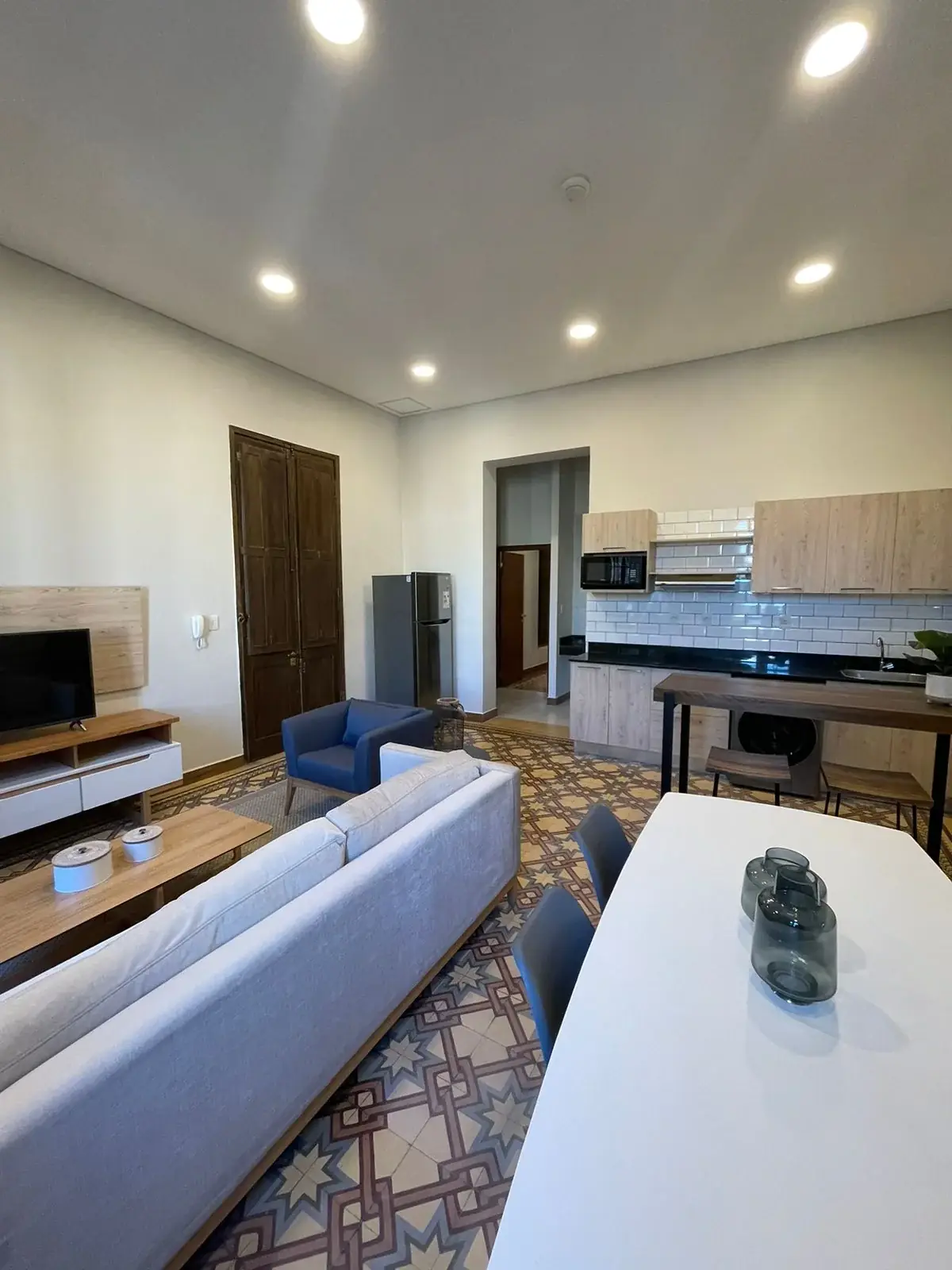 ALQUILO DPTO CON MUEBLES EN EL CENTRO 🌆 67 m2 1 dormitorio - Image 3