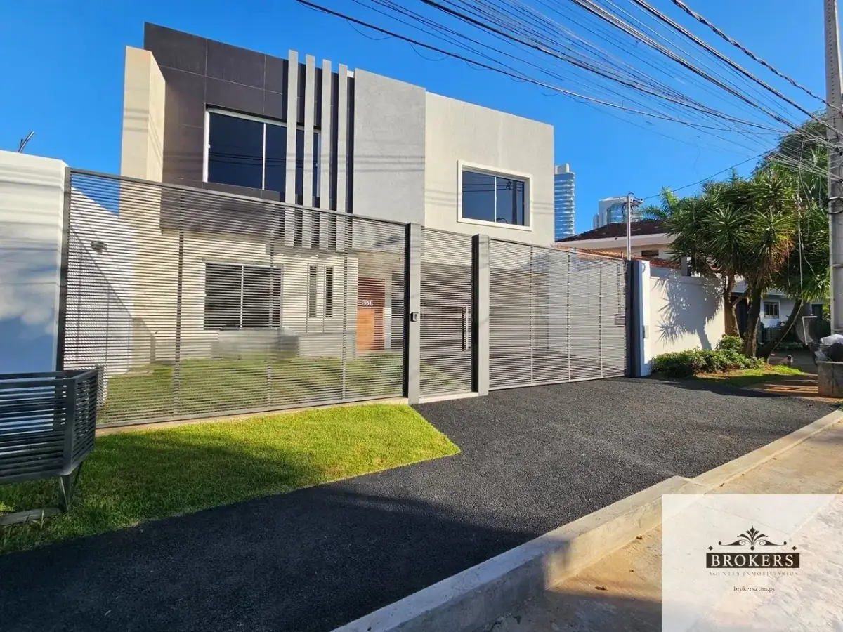 Casa de 5 quartos à Venda em Mburucuyá, Assunção - Image 3