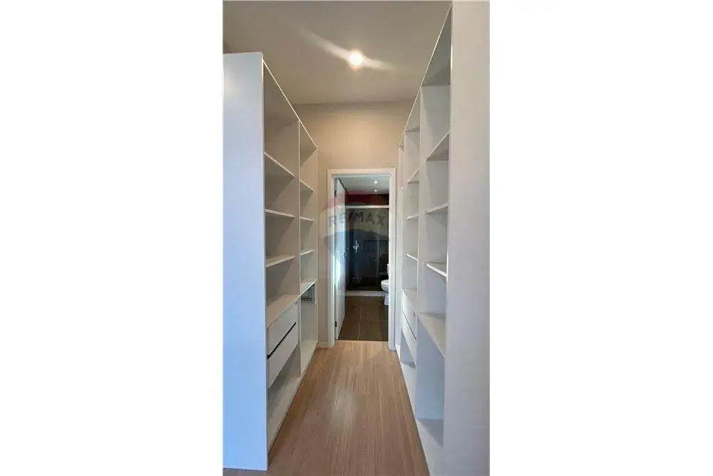 Departamento de 2 dormitorios en Venta en Recoleta, Asunción - Image 7