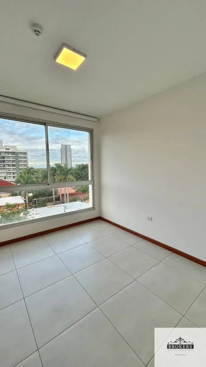 2-Bedroom Apartment for Sale in Madame Lynch, Asunción - Image 9