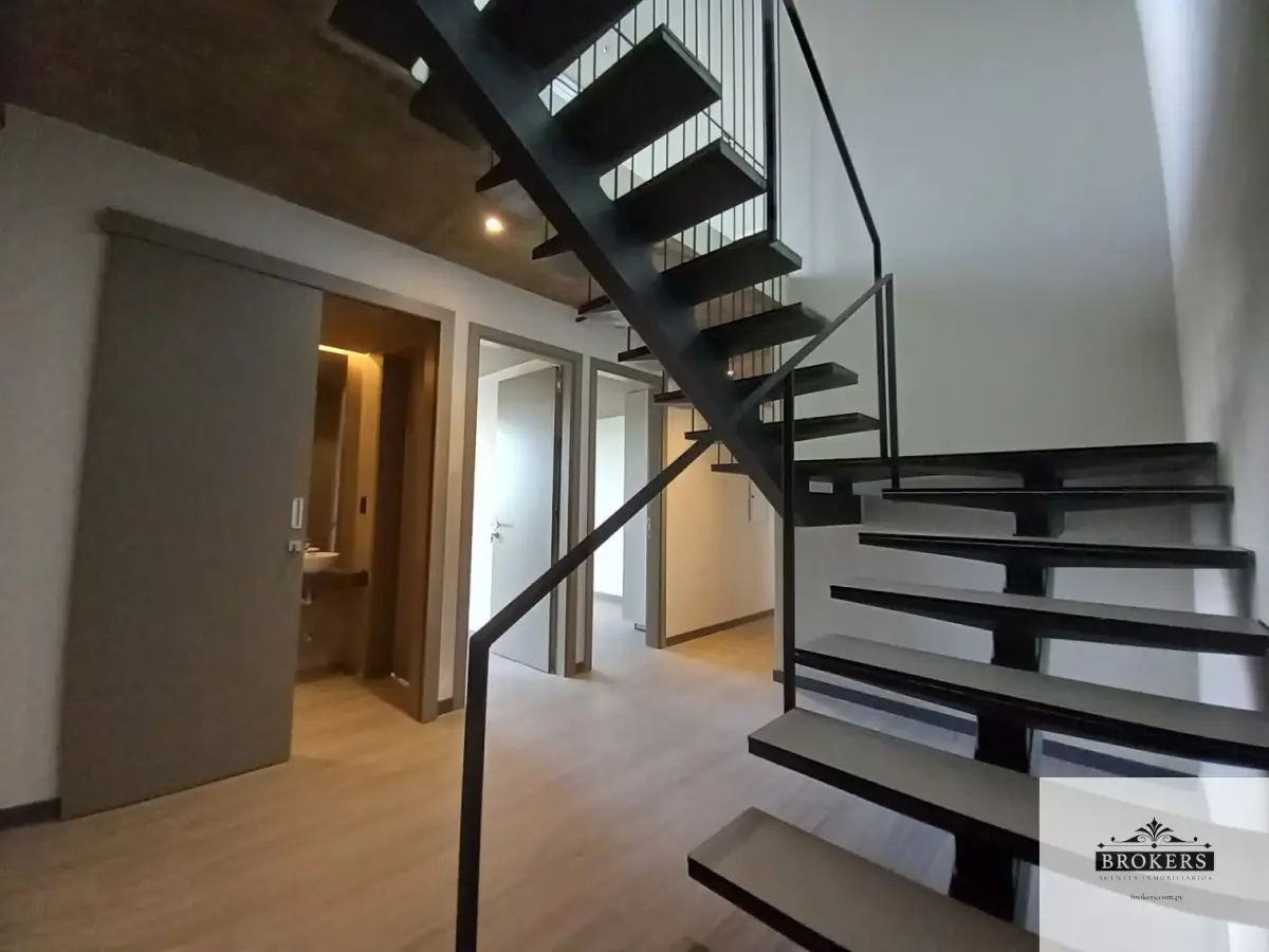 4-Bedroom Apartment for Sale in Herrera, Asunción - Image 4