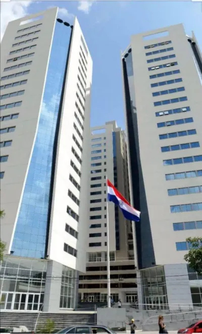 Office of 120m² for Sale in Ycuá Satí, Asunción