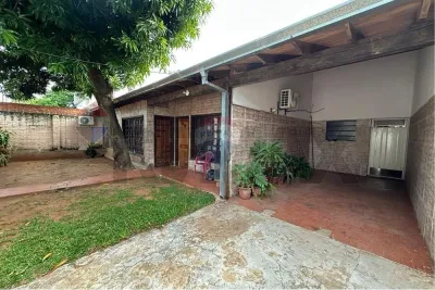Casa de 3 quartos à Venda no Cuarto Barrio, Luque