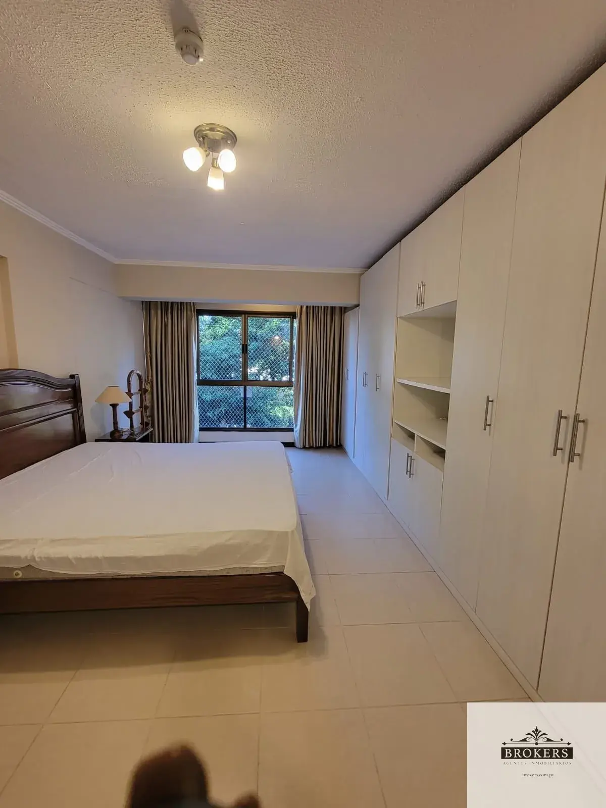 Departamento de 3 dormitorios en Alquiler en Virgen de la Asunción, Asunción - Image 10