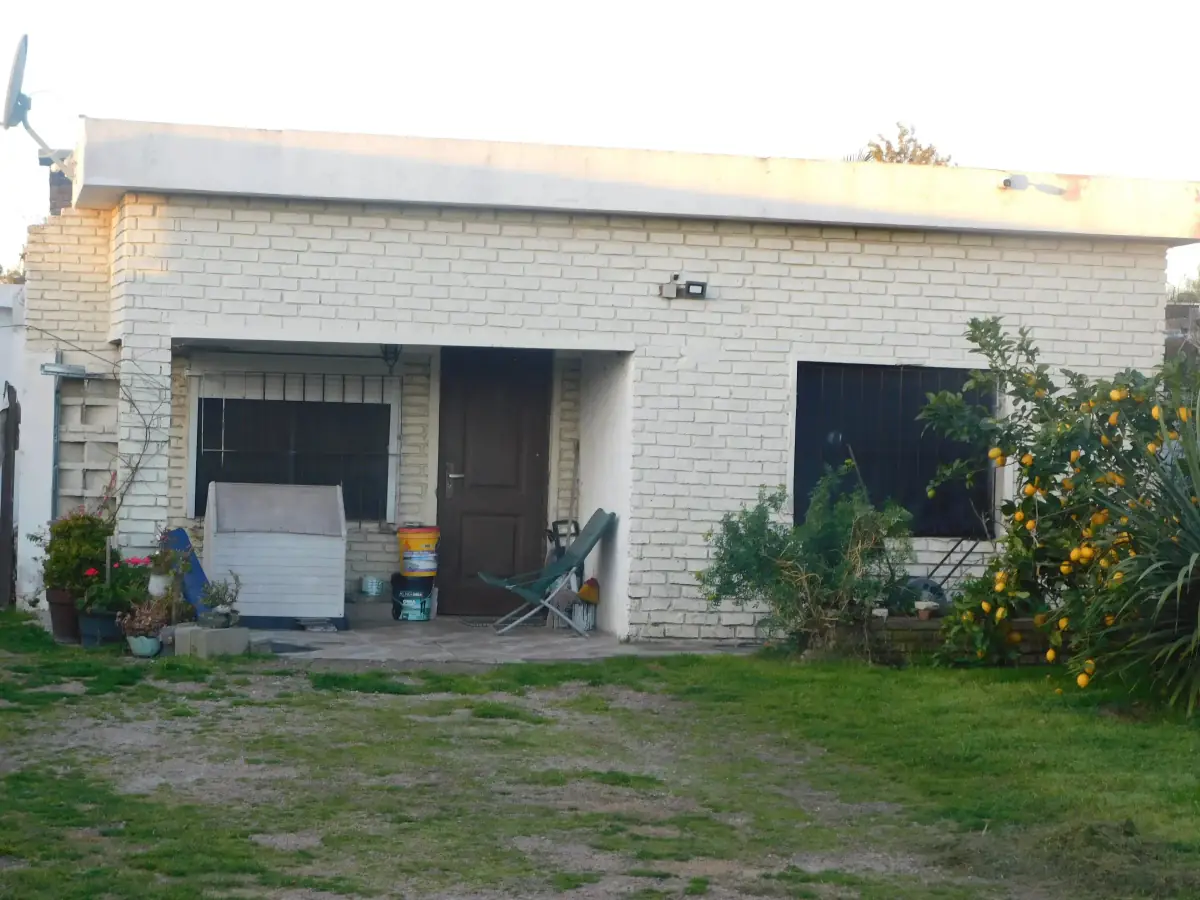 Casa de 2 quartos, 137m², à Venda no Parque de Carrasco, Cidade da Costa - Image 2