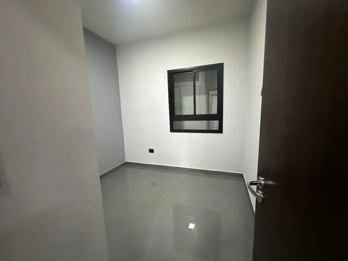 Departamento de 2 dormitorios en Venta en San Isidro, San Lorenzo - Image 8