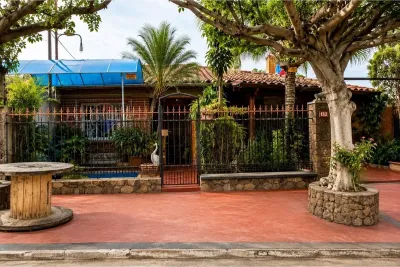 3-Bedroom House for Sale in Monseñor Bogarín, Mariano Roque Alonso