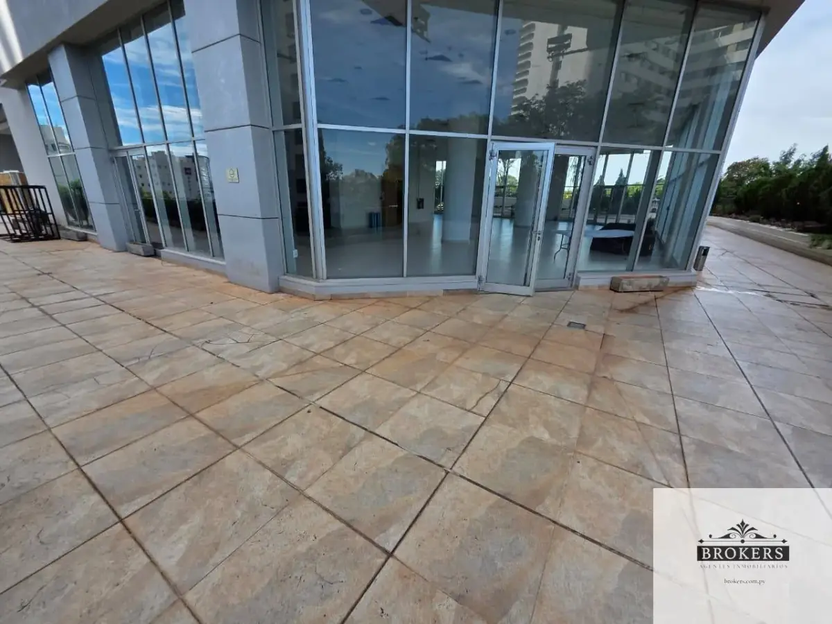 Local Comercial de 420m² en Alquiler en Ycuá Satí, Asunción - Image 10