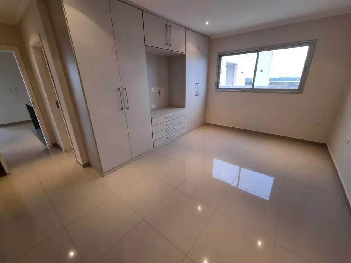 Departamento de 4 dormitorios en Alquiler en Las Lomas (Carmelitas), Asunción - Image 10