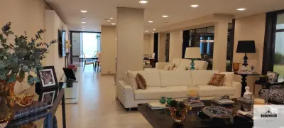 Casa de 4 dormitorios en Venta en Santo Domingo, Asunción