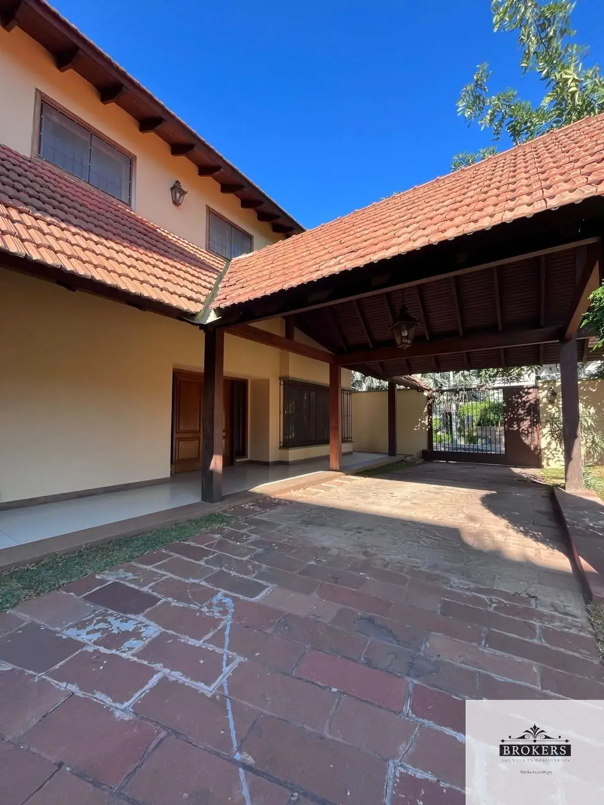 Commercial Space of 500m² for Rent in San Cristobal, Asunción - Image 4