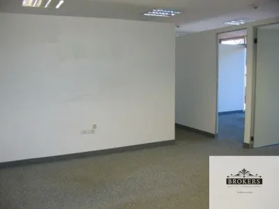Oficina de 90m² en Alquiler en Santo Domingo, Asunción