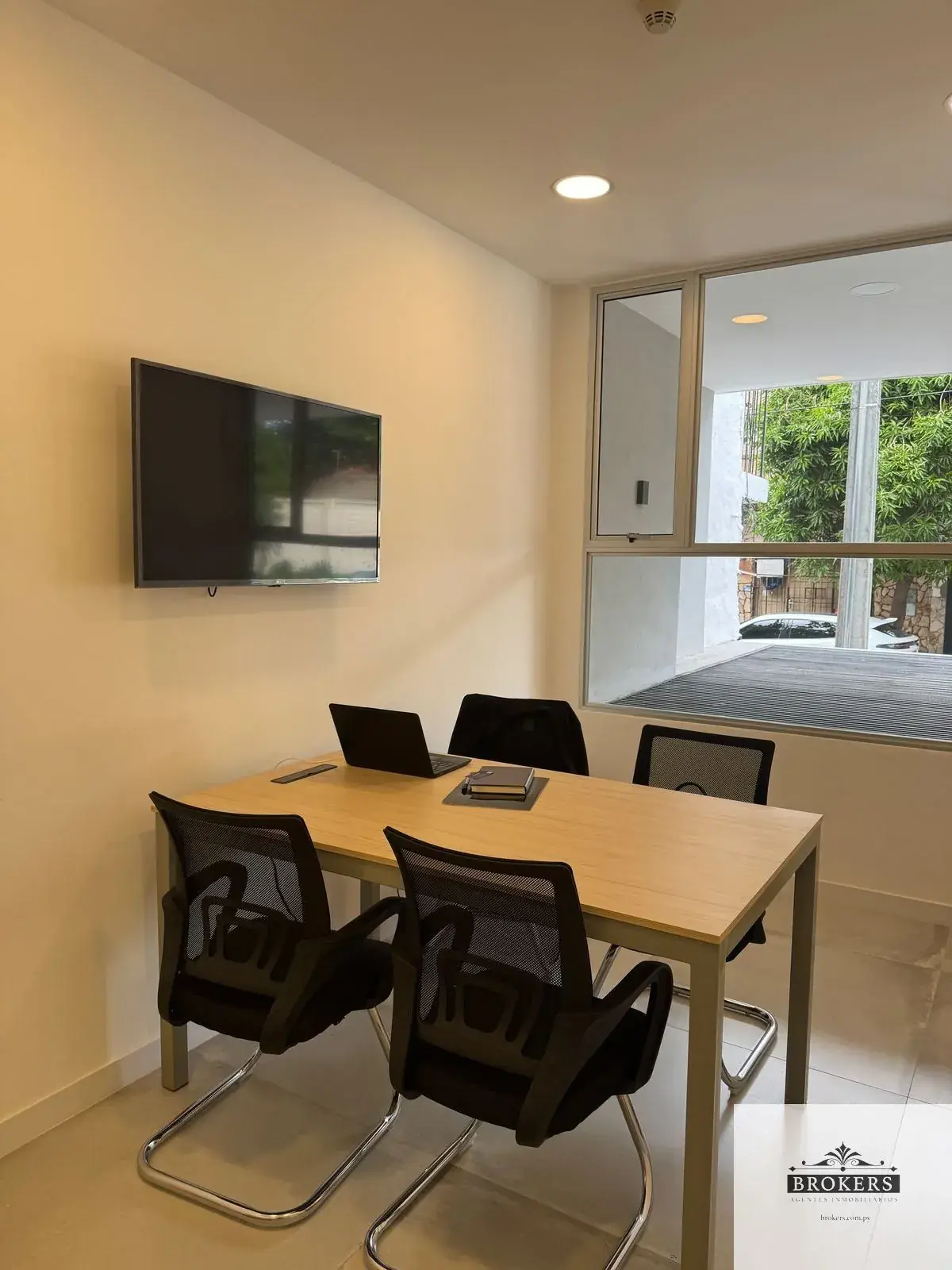 Apartamento de 2 Quartos à Venda em Jara, Assunção - Image 13