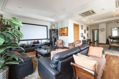 Apartamento de 3 quartos à Venda em Ycuá Satí, Assunção