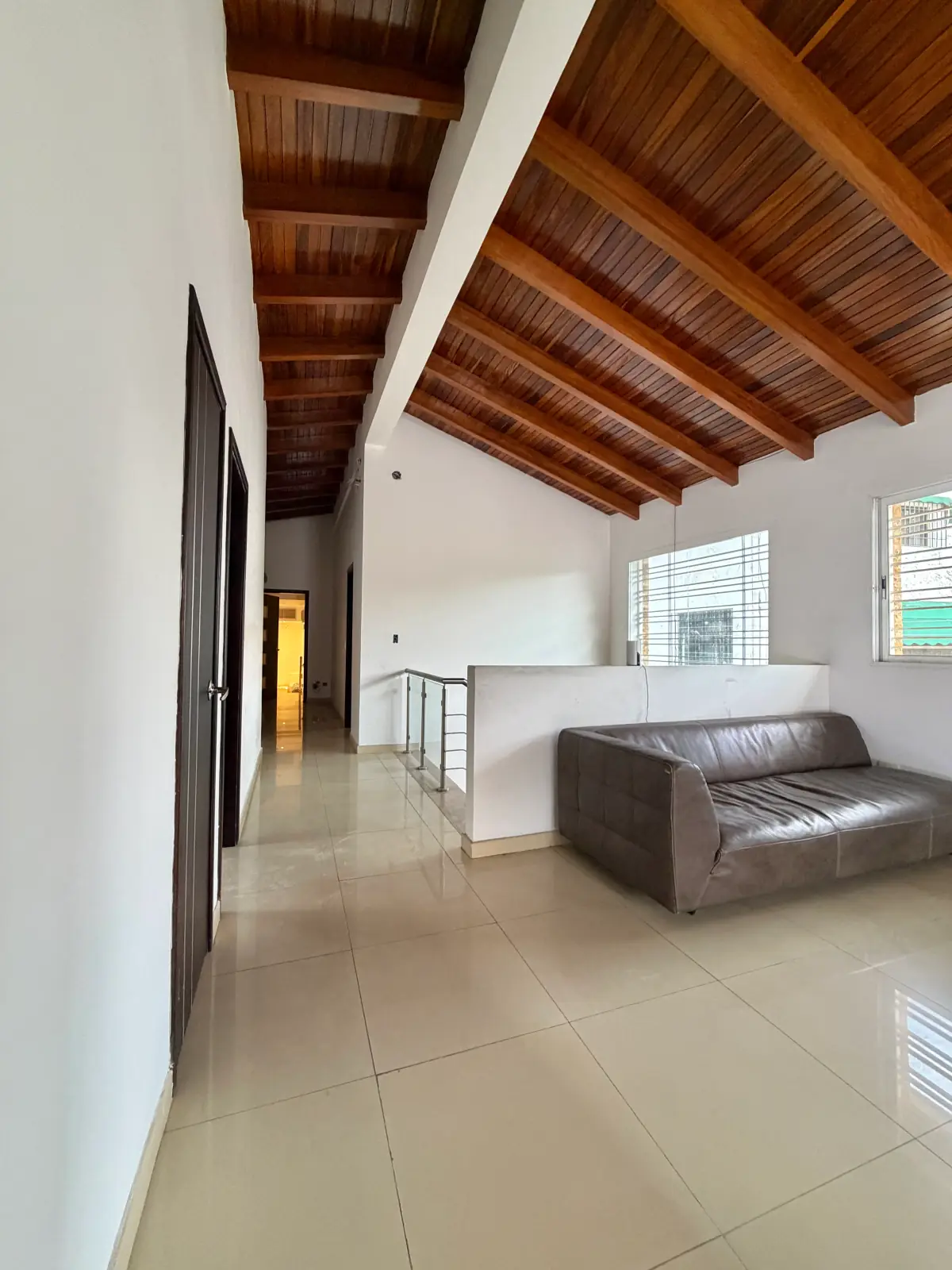 Casa en venta, Urb. Miranda. Caracas. - Image 12