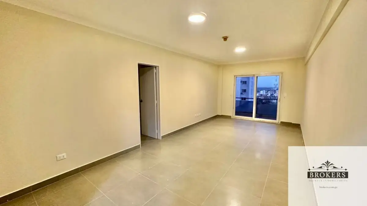 Departamento de 3 dormitorios en Venta en Tacumbu, Asunción - Image 7
