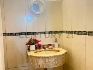 Casa de 3 quartos à Venda em Mburucuyá, Assunção