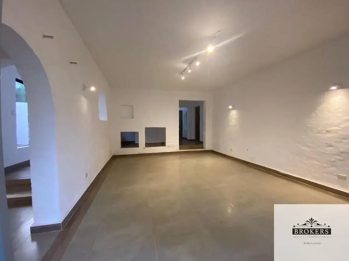 Local Comercial de 385m² en Alquiler en Mariscal Estigarribia, Asunción - Image 10