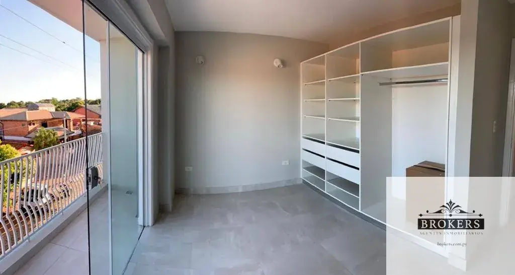 1-Bedroom Apartment for Sale in San Pablo, Asunción - Image 2