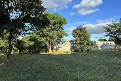 Terreno de 1,422m² en Venta en Yaguareté Corá, Luque
