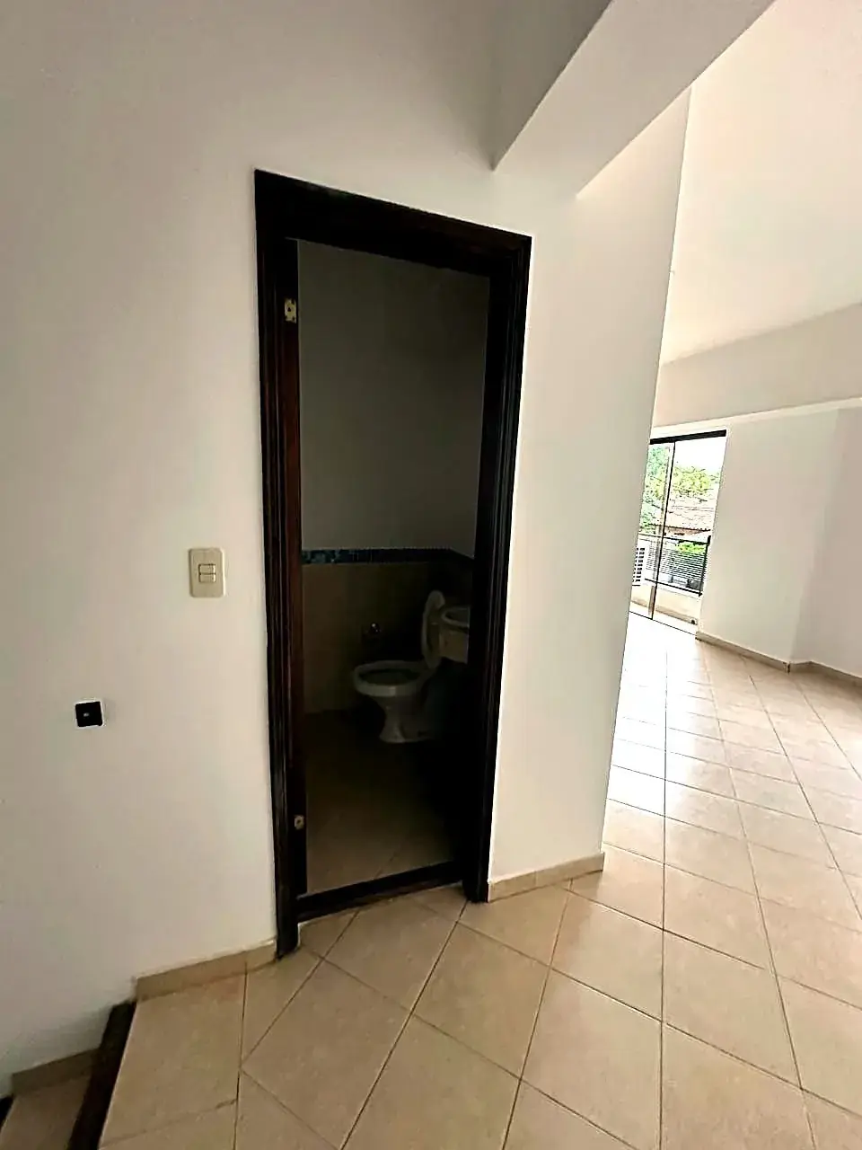 4-Bedroom House for Sale in Bernardino Caballero, Asunción - Image 12
