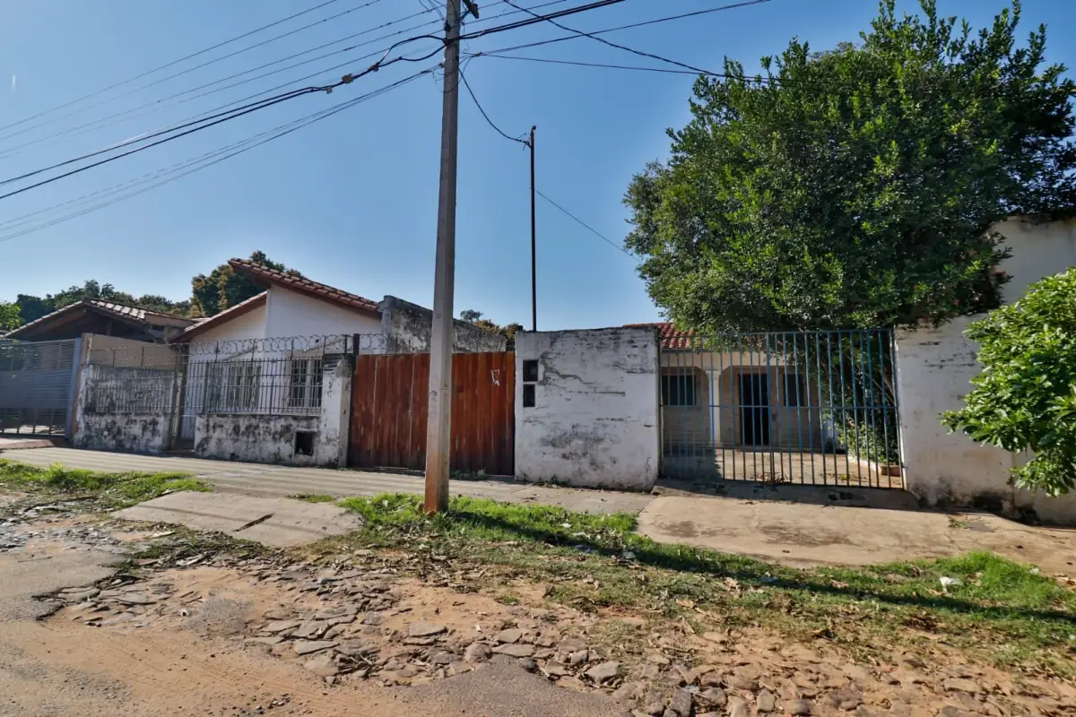 Oportunidad de Inversión: Amplio Terreno con construcción - Image 9