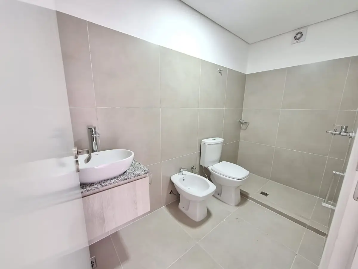 Departamento de 2 dormitorios en Venta en San Cristóbal, Asunción - Image 12