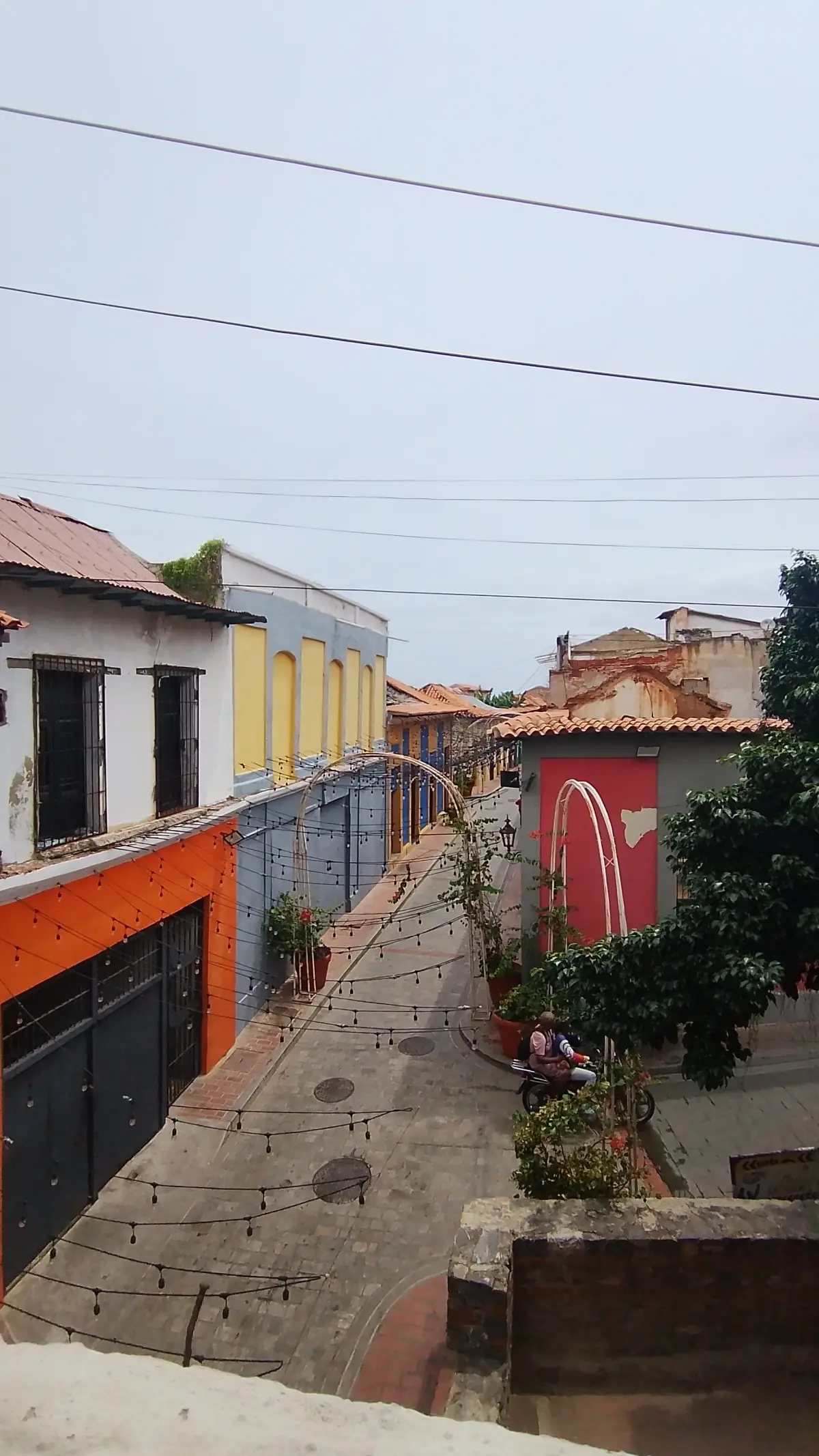 Casa en Casco Histórico de la Guaira, con local comercial. - Image 15