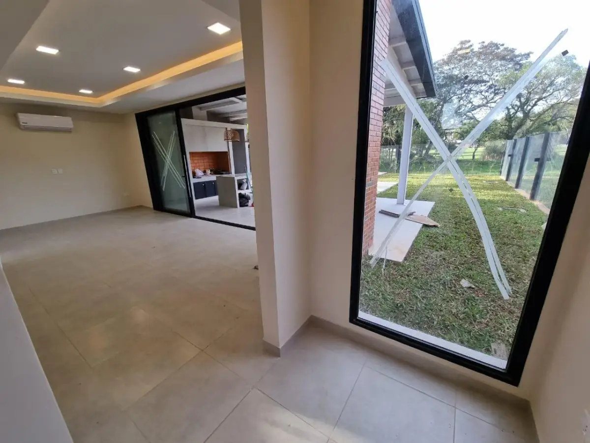 Casa de 3 dormitorios en Venta en San Bernardino - Image 13