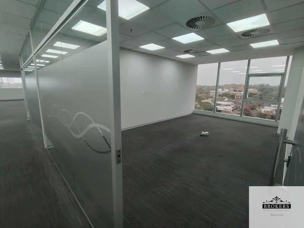 Commercial Space of 444m² for Rent in Recoleta, Asunción - Image 18